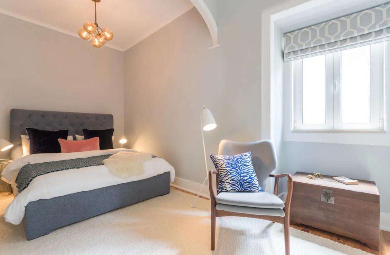 Beautiful And Stylish 5br In The Heart Of Chiado Apartment Lissabon